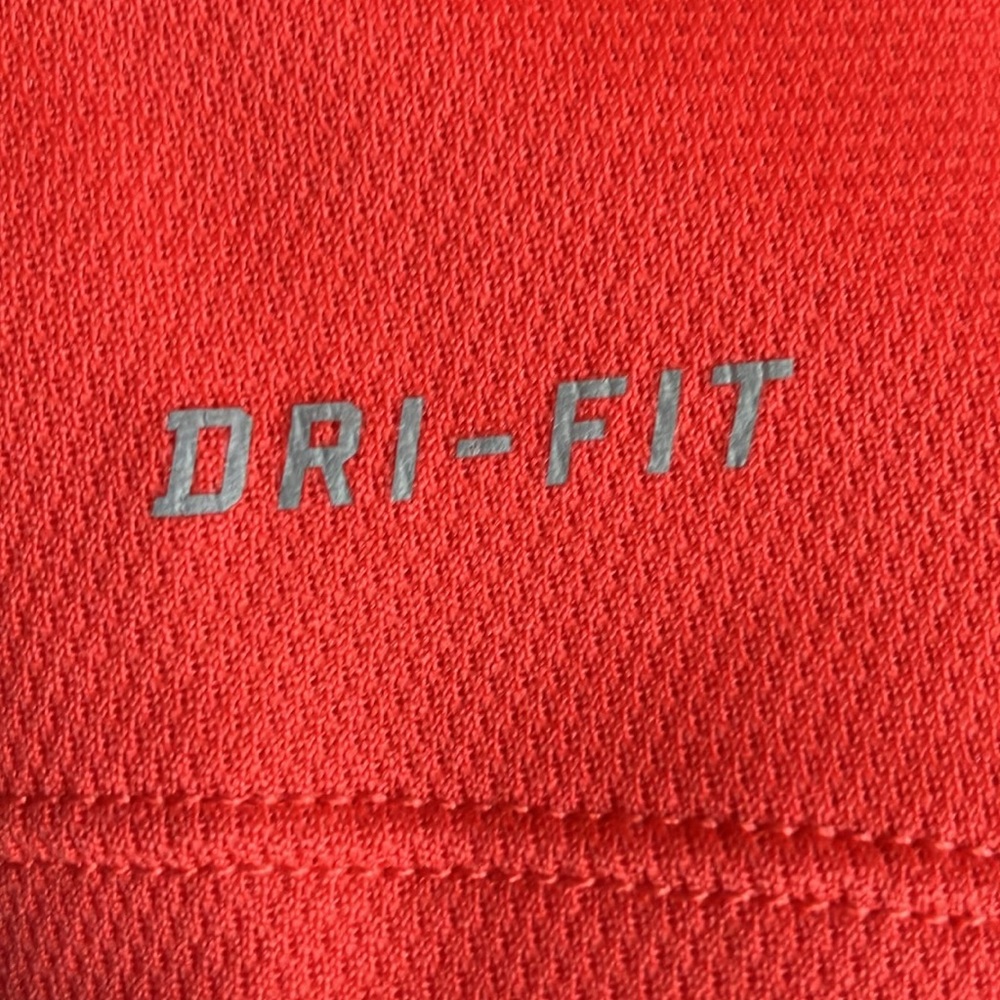T-shirt - Picture 4 of 4